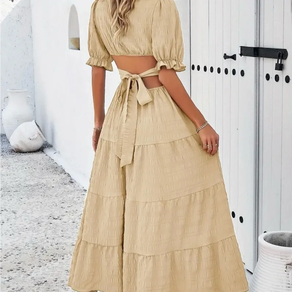 Beige Peplum Tied Backless Cutout Maxi Summer Dress Size Small NWT - Picture 6 of 6